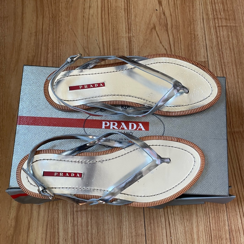 Prada Vitello Argento